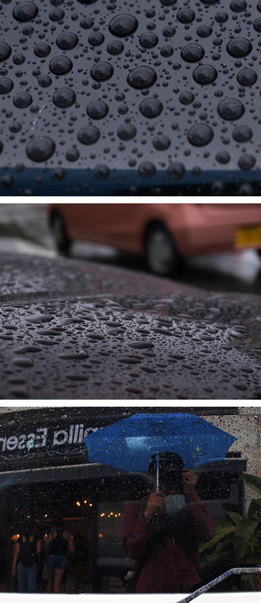 「雨降りの駐車場」